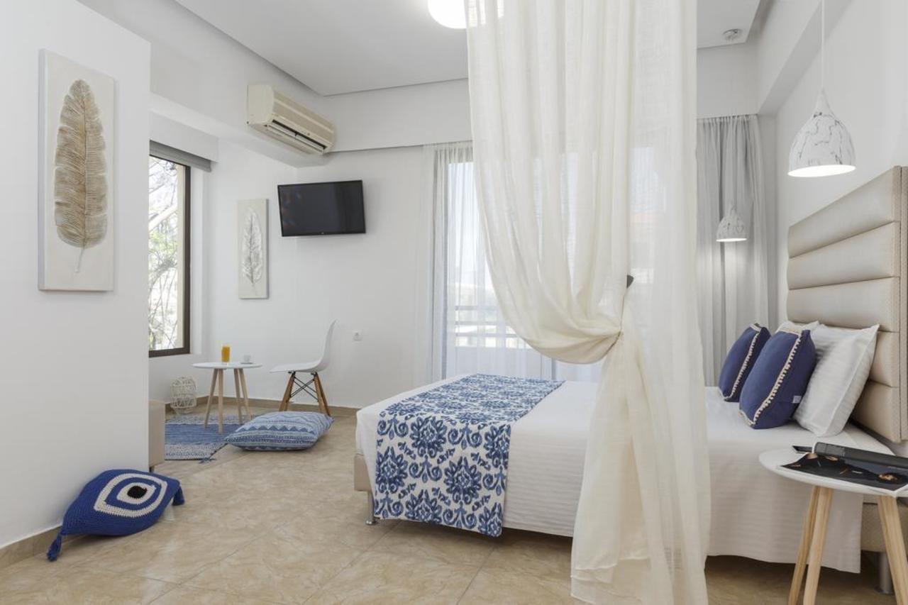 פליראקי Lyristis Dinos Studios & Apartments מראה חיצוני תמונה